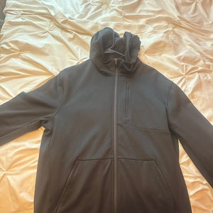 Black Men's XL Lululemon Jacket (Used)