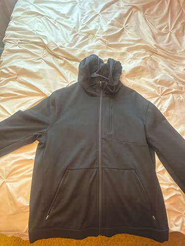 Black Men's XL Lululemon Jacket (Used)