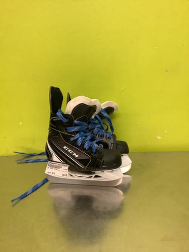 Used CCM TACKS 9040 Youth Hockey Skate Youth 08.0 11686-S000046969