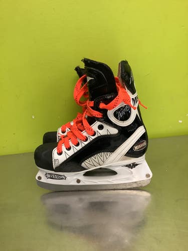 Used AMP MISSION Junior Hockey Skate Junior 02 11686-S000046933