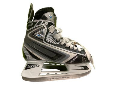 Used CCM 03 Junior Hockey Skate Junior 03 11686-S000046880