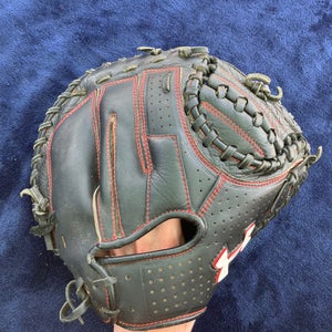 Black Under Armour UACM-100Y RH Catcher's Baseball Glove 31" (Used)