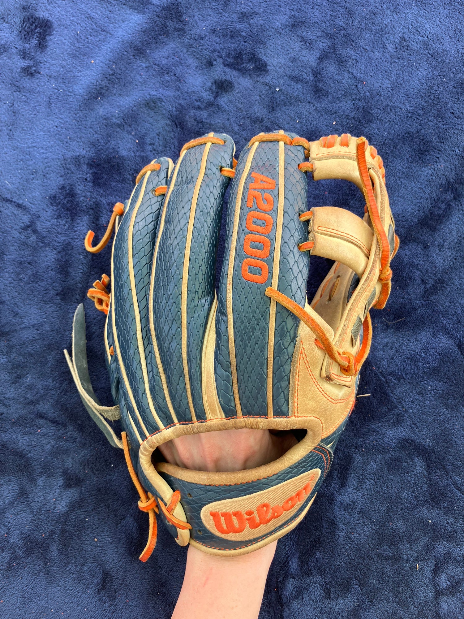 u*9様 Wilson A2000 - Jose Altuve 11.5 Wilson 11.5 in Adult A2000 Jose Altuve Game Model Baseball Glove