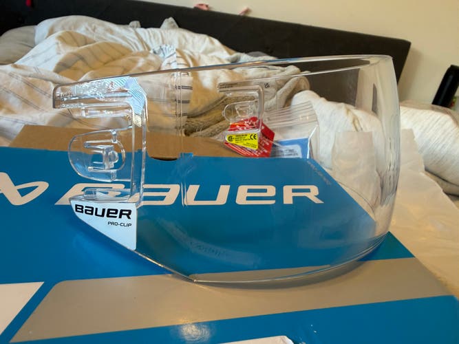 Medium Bauer Pro Straight Visor Clear Visor (New)