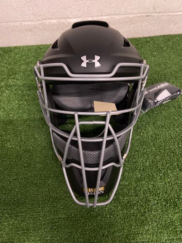 Under Armour USHG3-AM Catcher's Mask (New)
