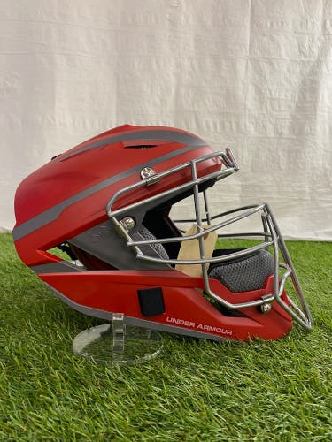 New Under Armour UAHG3Y-1 Catcher's Mask | 6 1/4-7