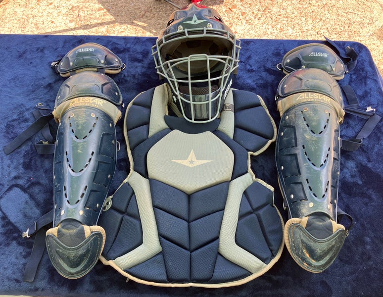 Intermediate All Star Classic Pro Catcher's Set (Used)