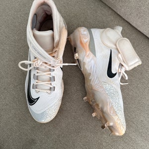 White Men's Size M 9.5 (W 10.5) Nike High Top Metal (Used)