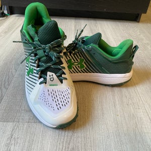 Green Size 13.0 (W 14.0) Under Armour Low Top (Used)