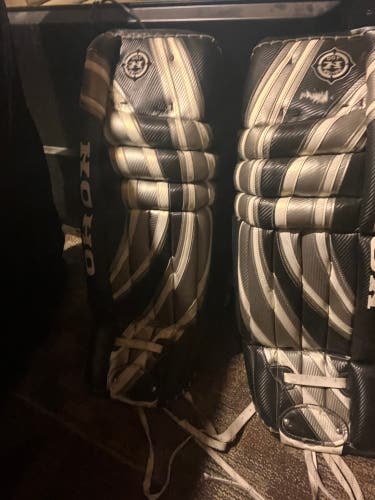 32" 2014 Koho GP 700 Goalie Leg Pads (Used)