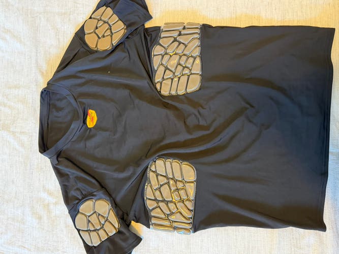 Zoombang padded shirt