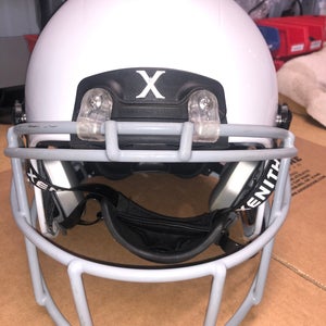 USED XENITH X2E+ ADULT FOOTBALL HELMET - LARGE - METALLIC WHITE