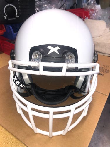 USED XENITH X2E+ ADULT FOOTBALL HELMET - LARGE - METALLIC WHITE