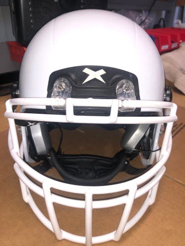 USED XENITH X2E+ ADULT FOOTBALL HELMET - LARGE - METALLIC WHITE