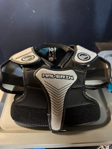 XS Youth Maverik Charger Shoulder Pads (Used)