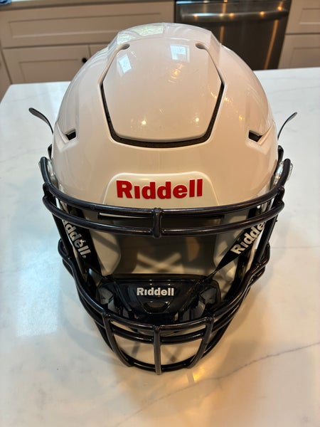 Medium Adult Riddell SpeedFlex Helmet (Used)