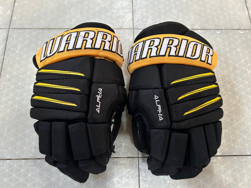 Warrior Alpha QX3 Gloves 15" (Used)