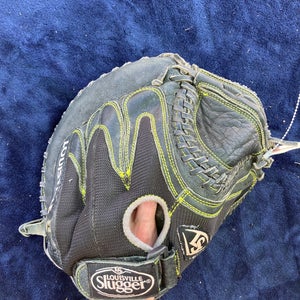 Black Louisville Slugger Zephyr RH Catcher's Softball Glove 32.5" (Used)
