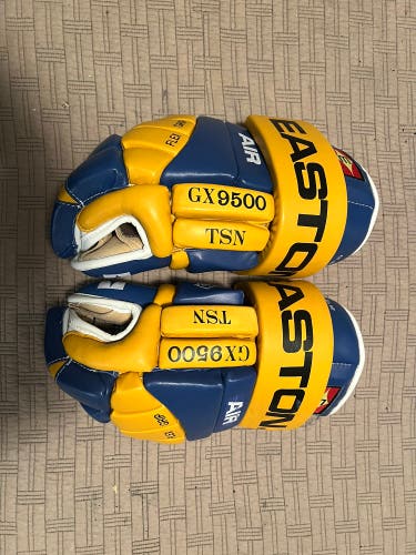 Easton Air GX9500 Gloves 13" (New)
