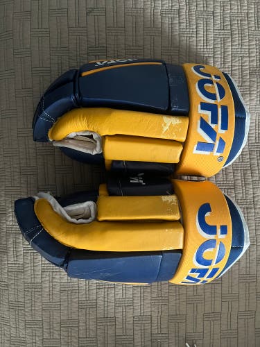 Jofa Size Medium Vintage Leather Pro Hockey Gloves
