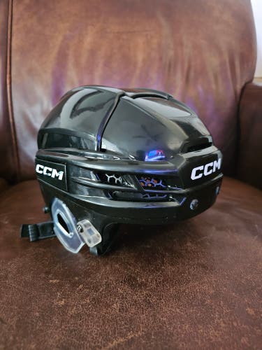 Medium CCM Tacks 720 Helmet (Used)