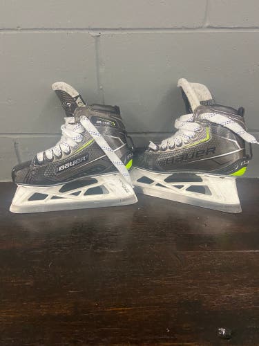 2021 Bauer Elite Hockey Goalie Skates Regular Width Size 2 (Used)
