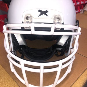 USED XENITH X2E+ ADULT FOOTBALL HELMET - LARGE - METALLIC WHITE