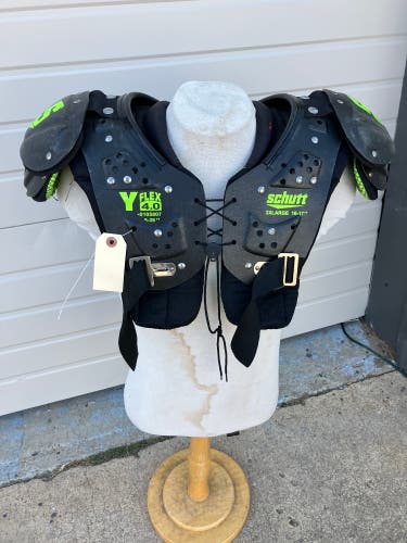 XXL Youth Schutt Y Flex 4.0 Youth Shoulder Pads (Used)