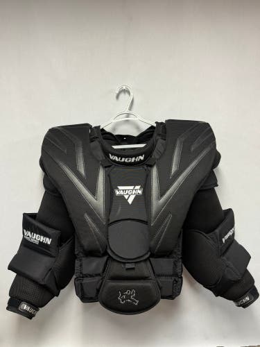 Large 2025 Vaughn Vision 9500 Goalie Chest Protector [Special Edition]  (Used)