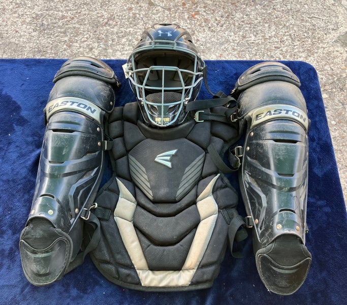 Intermediate Mixed Set Catcher's Gear (Used)