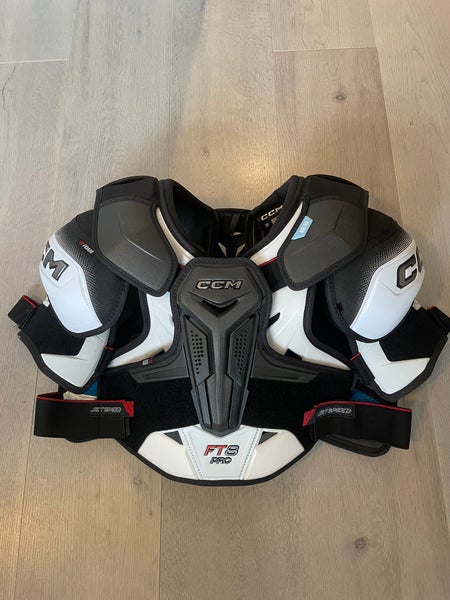 Men's Medium Senior CCM Jetspeed FT8 Pro Shoulder Pads Pro Stock (New)