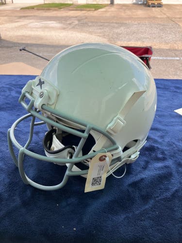 Youth Medium Xenith X2E+ Helmet (Used)