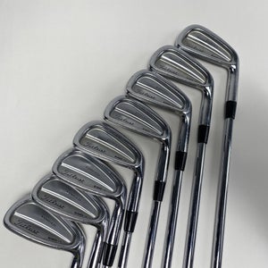 Titleist 690 CB Forged Iron Set 3-PW True Temper Dynamic Gold S300 Stiff RH