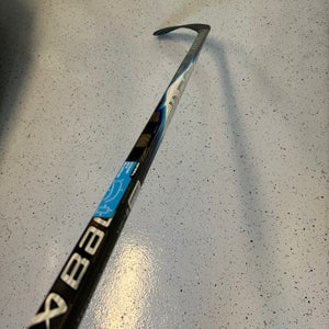 Senior Bauer Vapor FlyLite, P92, Right, 77 Flex (New)