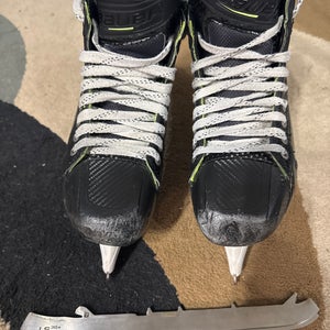 2024 Bauer Elite Hockey Goalie Skates 7 (Used) w 2nd set of Blades
