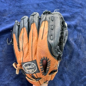 Brown Louisville Slugger RH Outfield Softball Glove 13.5" (Used)