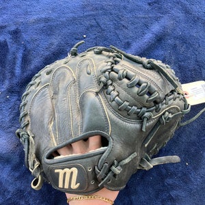 Black Marucci Geaux RH Catcher's Baseball Glove 31.5" (Used)