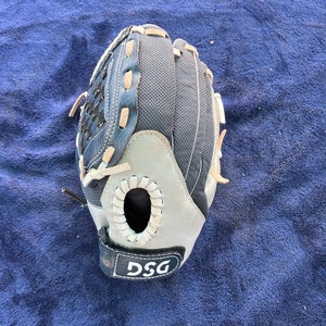 Gray DSG LH Pitcher's Baseball Glove 9.5" (Used)