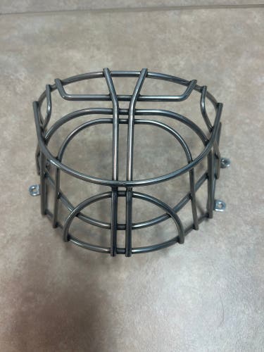 Senior 2025 Medium Bauer NME Goalie Mask (New)