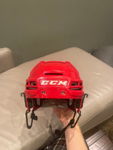Medium CCM Tacks 910 Helmet (Used)