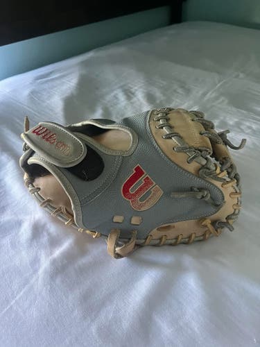 Barely used Wilson A2000 PF33SS Right Hand Throw Catcher Glove 33" $200.00
