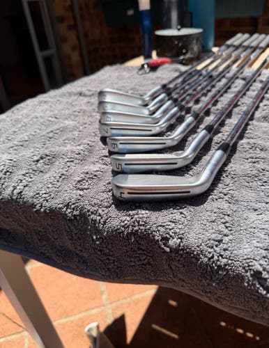 P770 (2023) 4-PW Irons – Project X LZ 6.5 (X-Stiff)