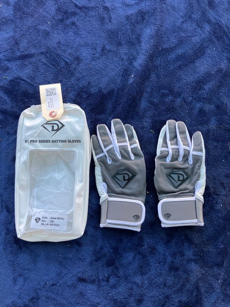 D1 Pro Series Great Whites I Youth XL RH Hitter (Used)