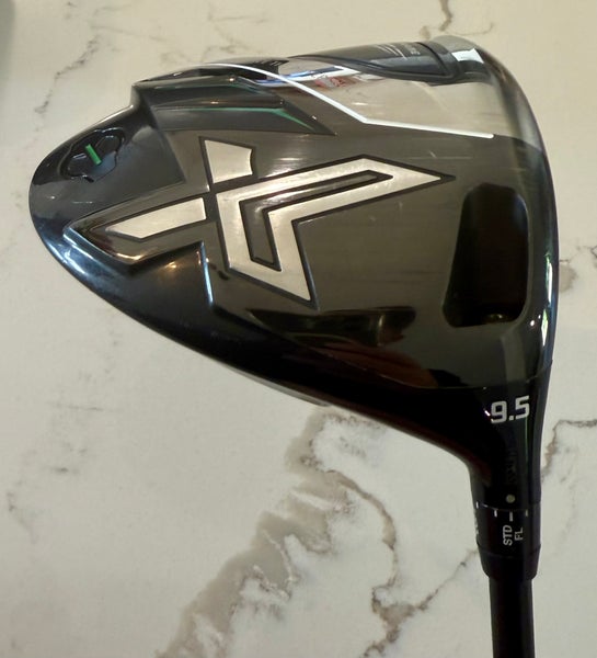 Men's 2022 XXIO X Right Handed Driver Stiff Flex 9.5 Loft (Used)
