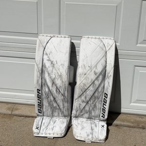 Large 2023 Bauer Vapor X5 Pro Goalie Leg Pads (Used)
