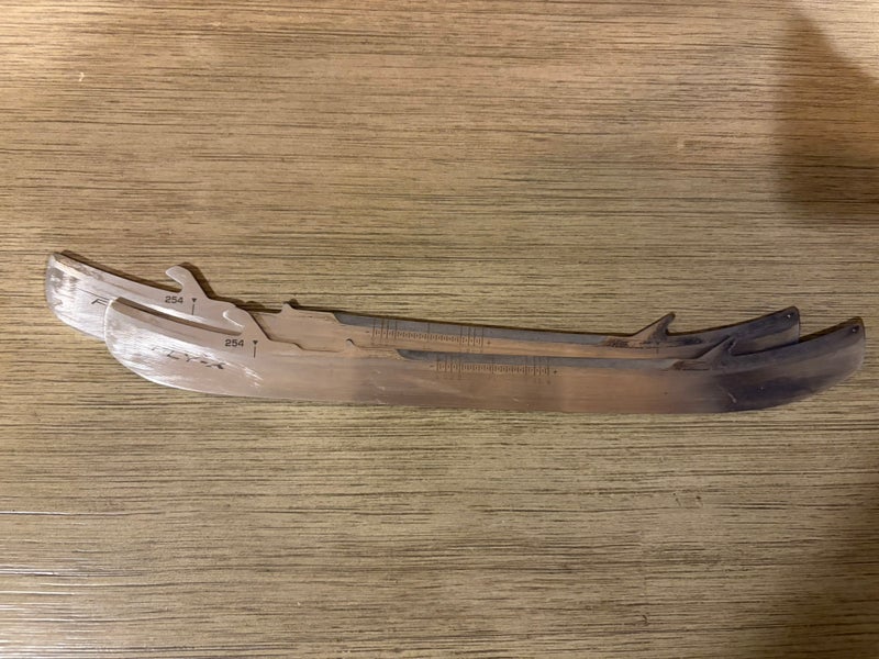 Bauer Fly-X 254 mm (Used)