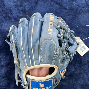 Blue Other Bradley Next Play RH Infield Baseball Glove 11.25" (Used)