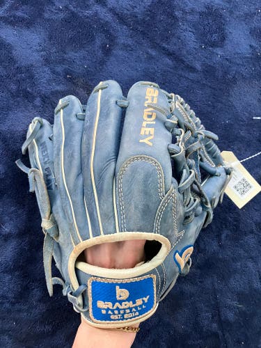 Blue Other Bradley Next Play RH Infield Baseball Glove 11.25" (Used)