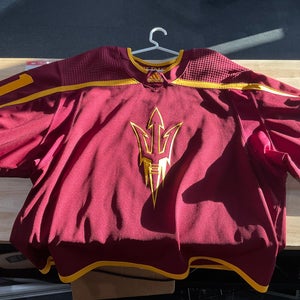 Size 58 Men's Adidas Jersey (New)