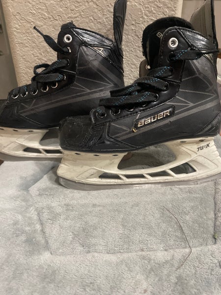 2016 Bauer Supreme S160 Hockey Skates Size 4 (Used)